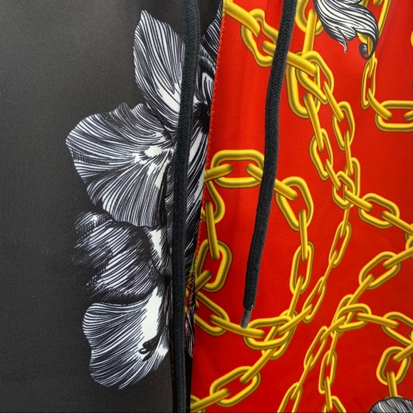 Reason Graphic Print Chain Link Floral Shorts Sm - Picture 6 of 10